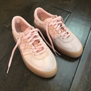 Women’s Adidas Samba